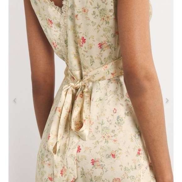 Doen Tahlia Midi Dress! - Picture 2 of 8